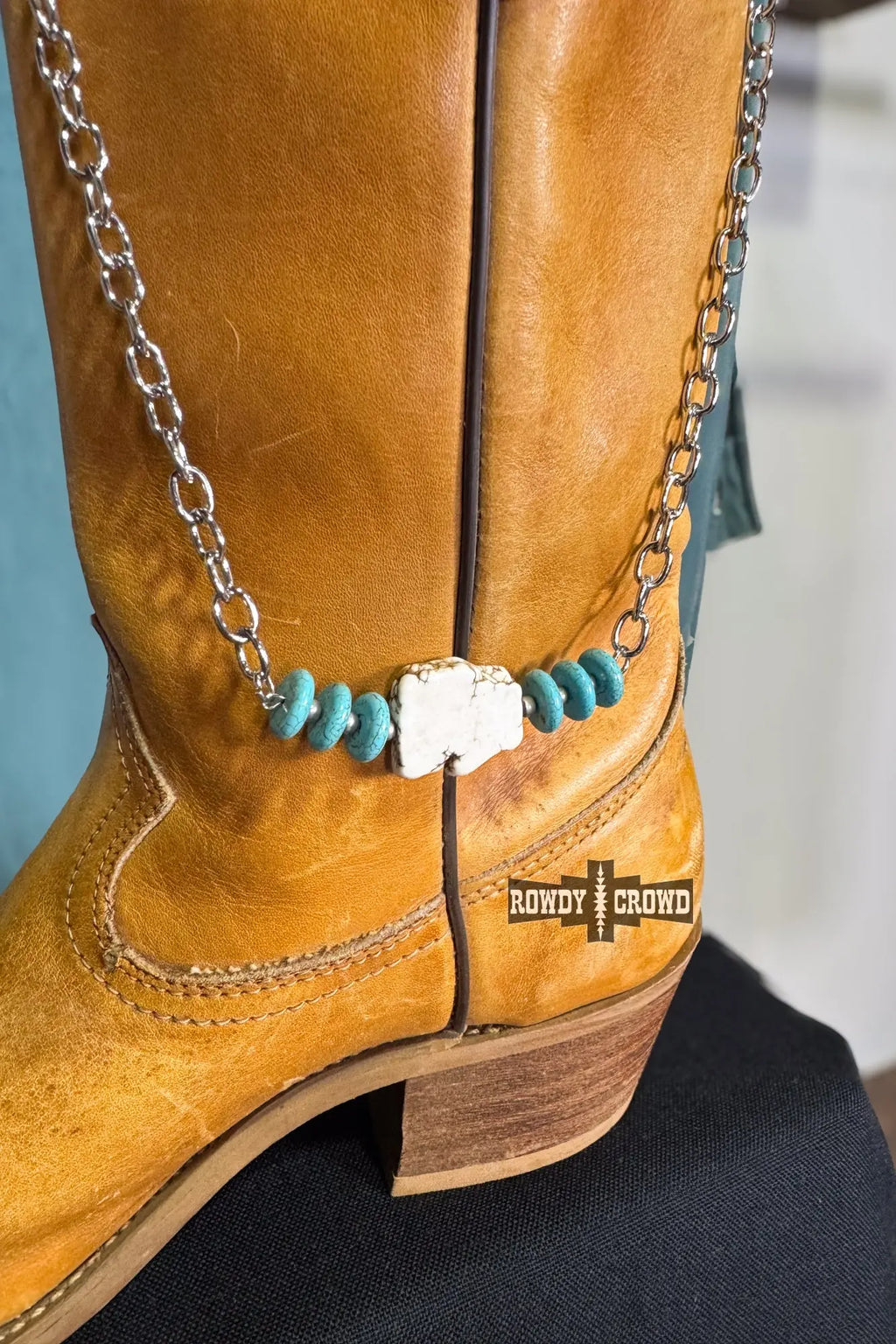 21.5" chain length with 3" pendant for statement styling