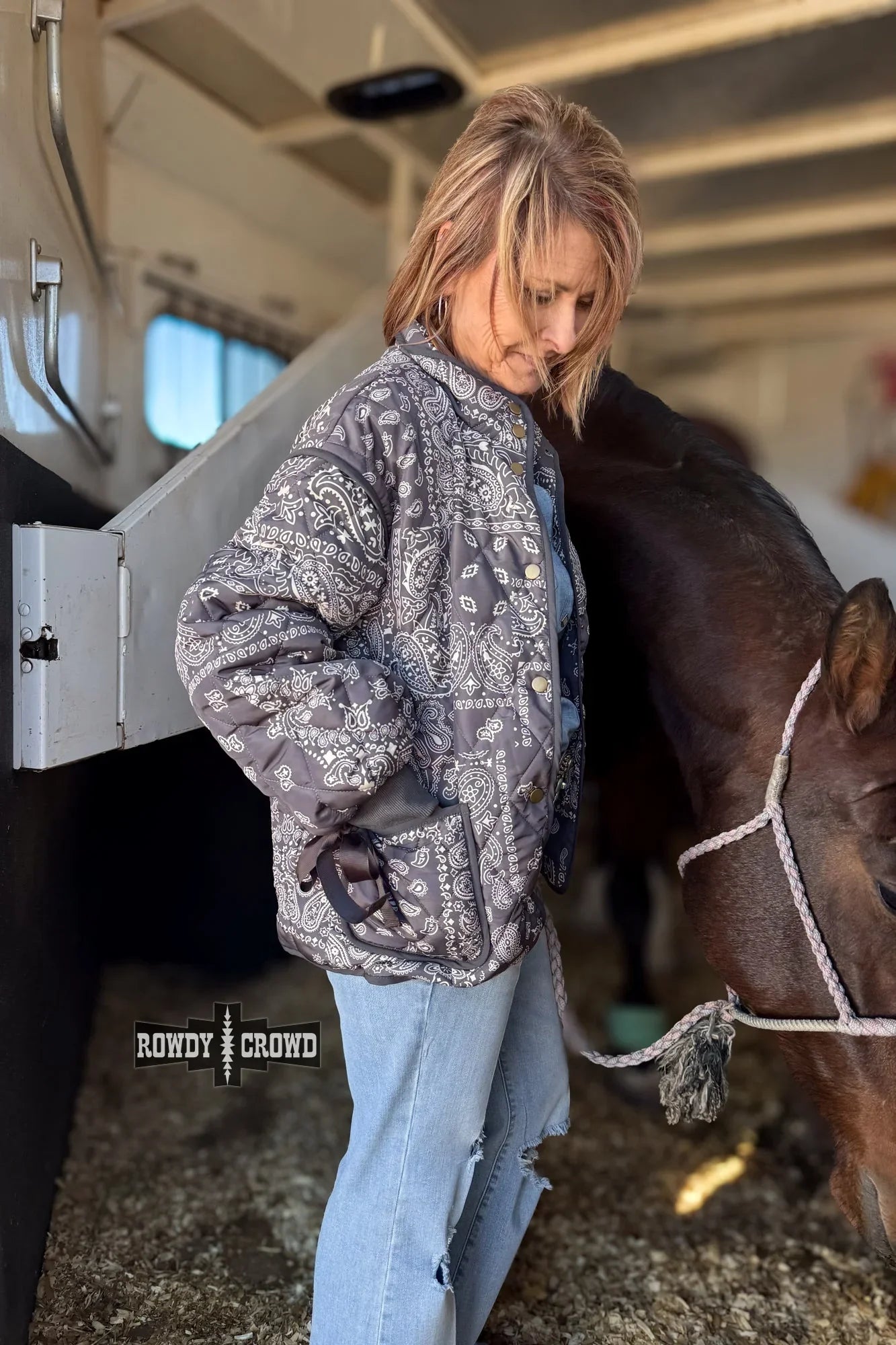 Western cowgirl jacket with snap front closure and ribbed cuffs with bows